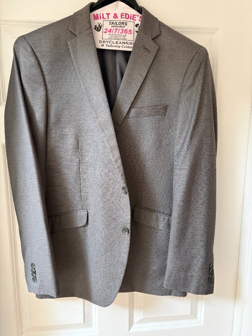 Kenneth Cole Reaction Suit Sport Coat Pants Mens 42R- 35 W Techni-Cole Gray